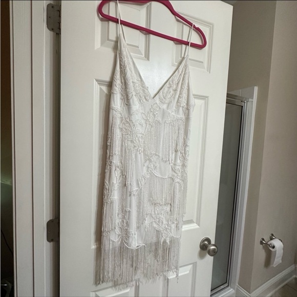 Elegant White Fringe Dress - Picture 3 of 8